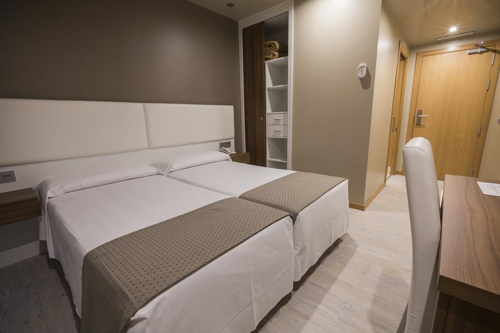 Hotel La Posada De Roces Χιχόν Εξωτερικό φωτογραφία